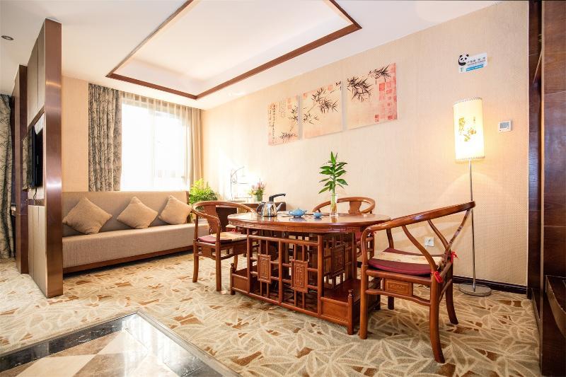 Chengdu Panda Prince Culture Hotel Екстериор снимка