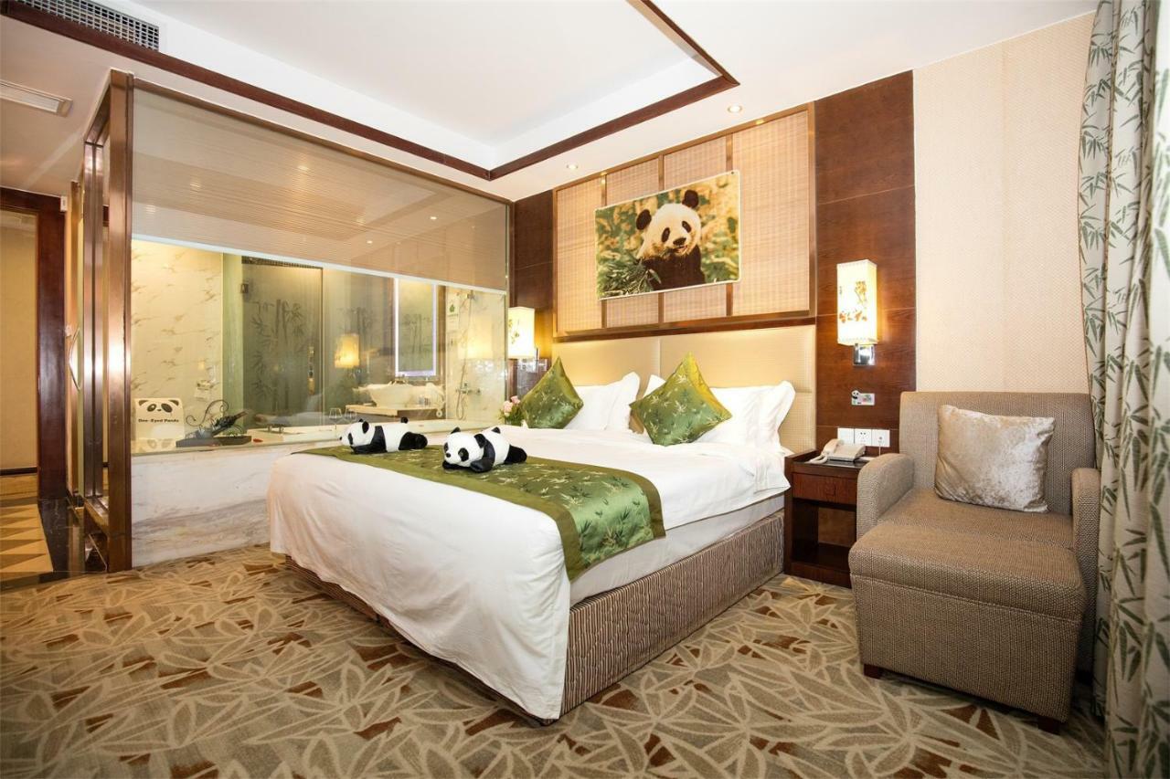 Chengdu Panda Prince Culture Hotel Екстериор снимка