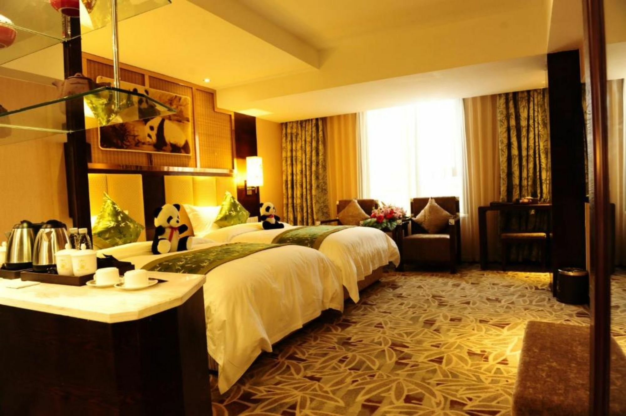 Chengdu Panda Prince Culture Hotel Екстериор снимка