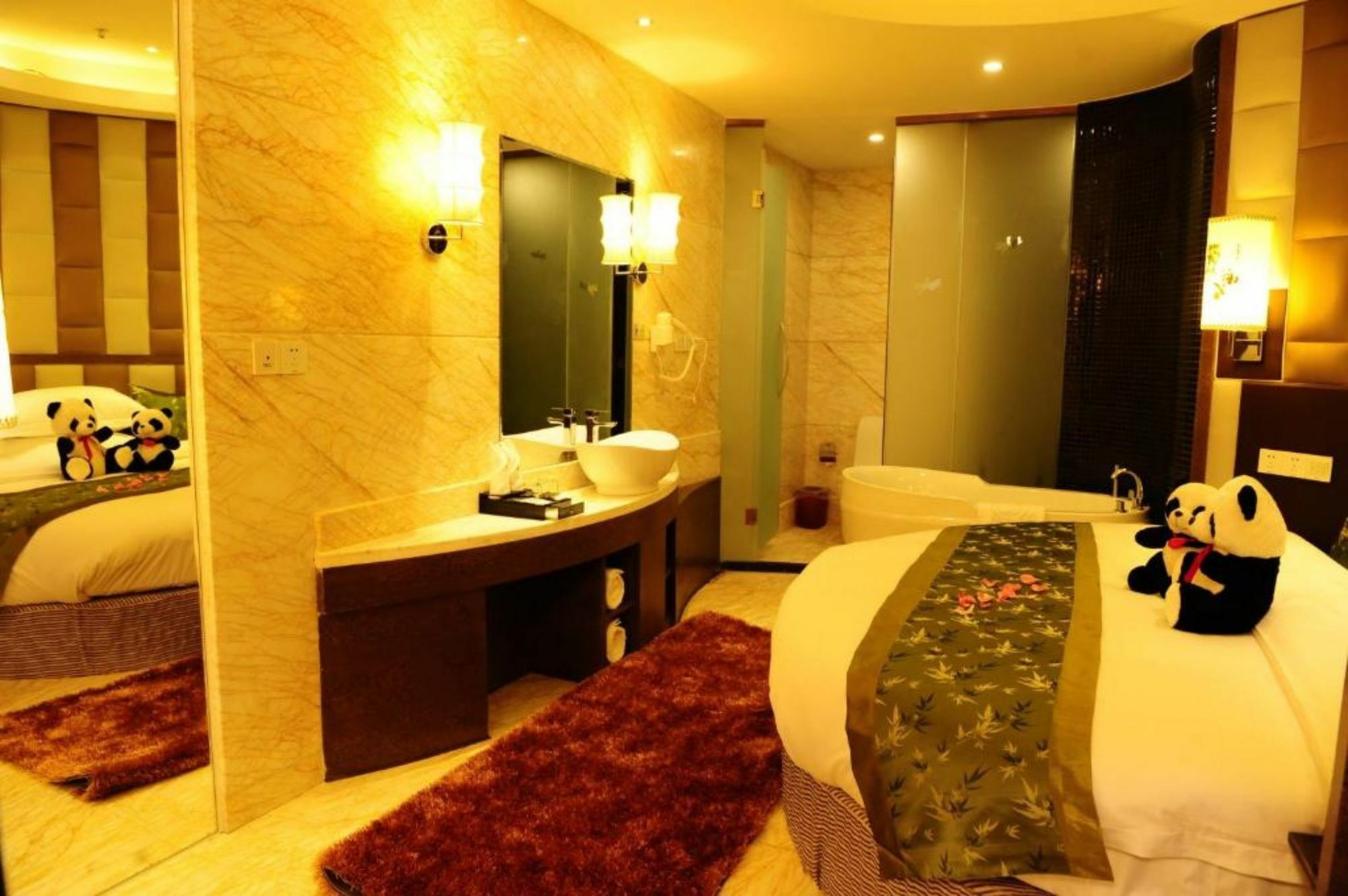 Chengdu Panda Prince Culture Hotel Екстериор снимка